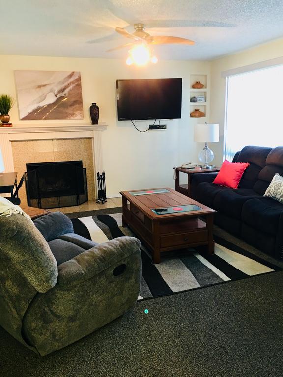 Anchorage Uptown Suites Zewnętrze zdjęcie