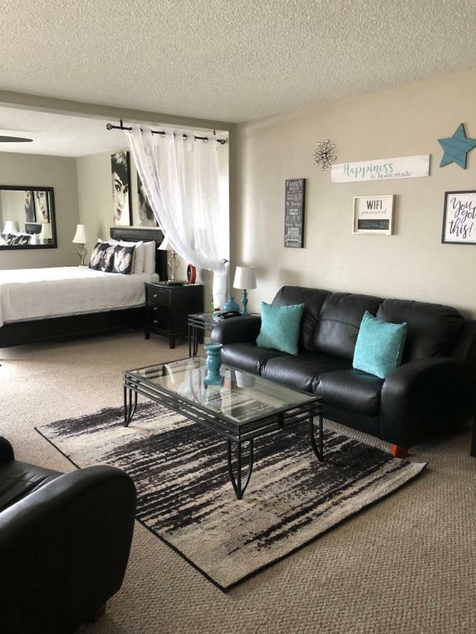 Anchorage Uptown Suites Zewnętrze zdjęcie